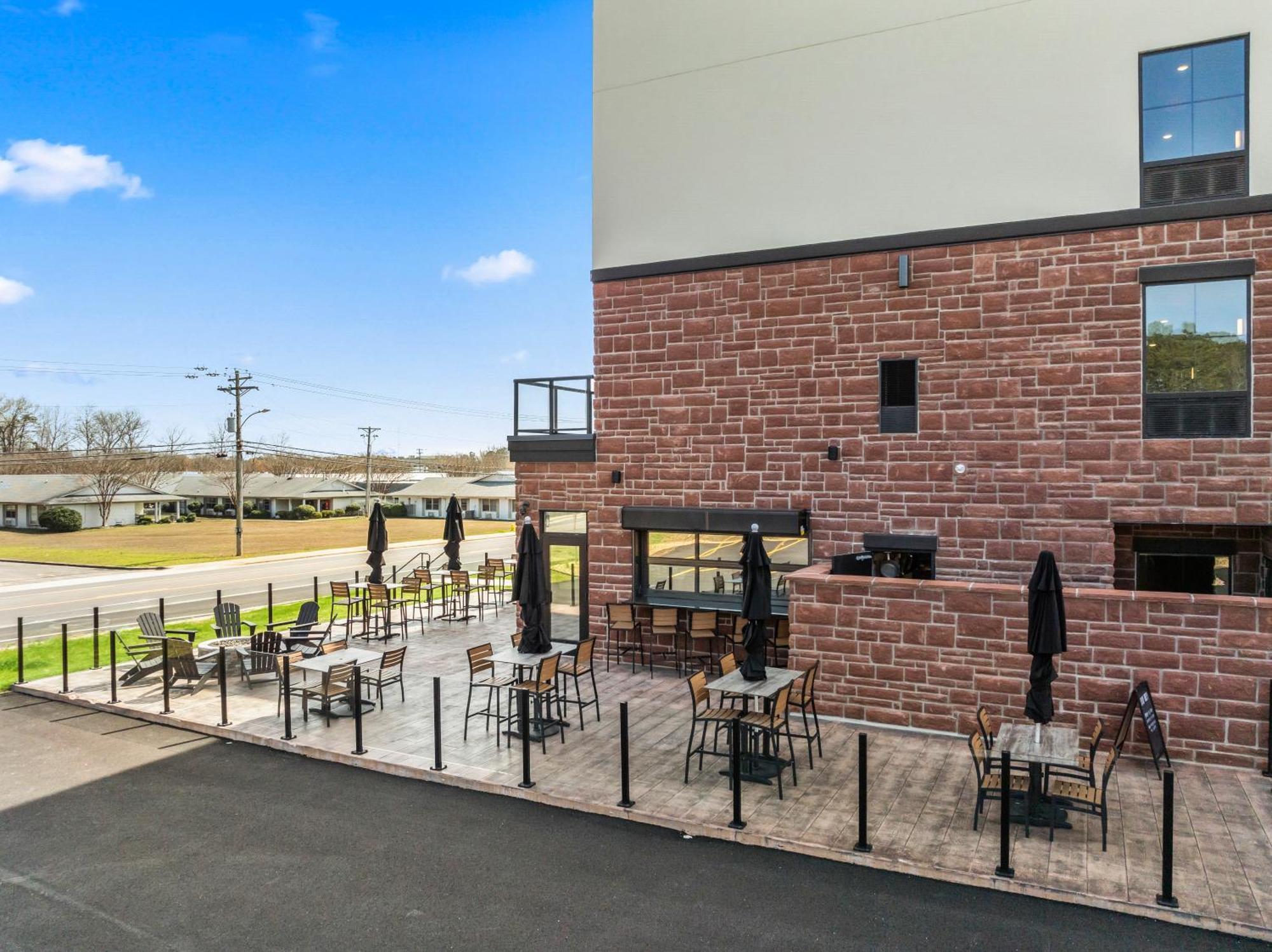 Cobblestone Hotel & Suites - Cullman Exterior foto